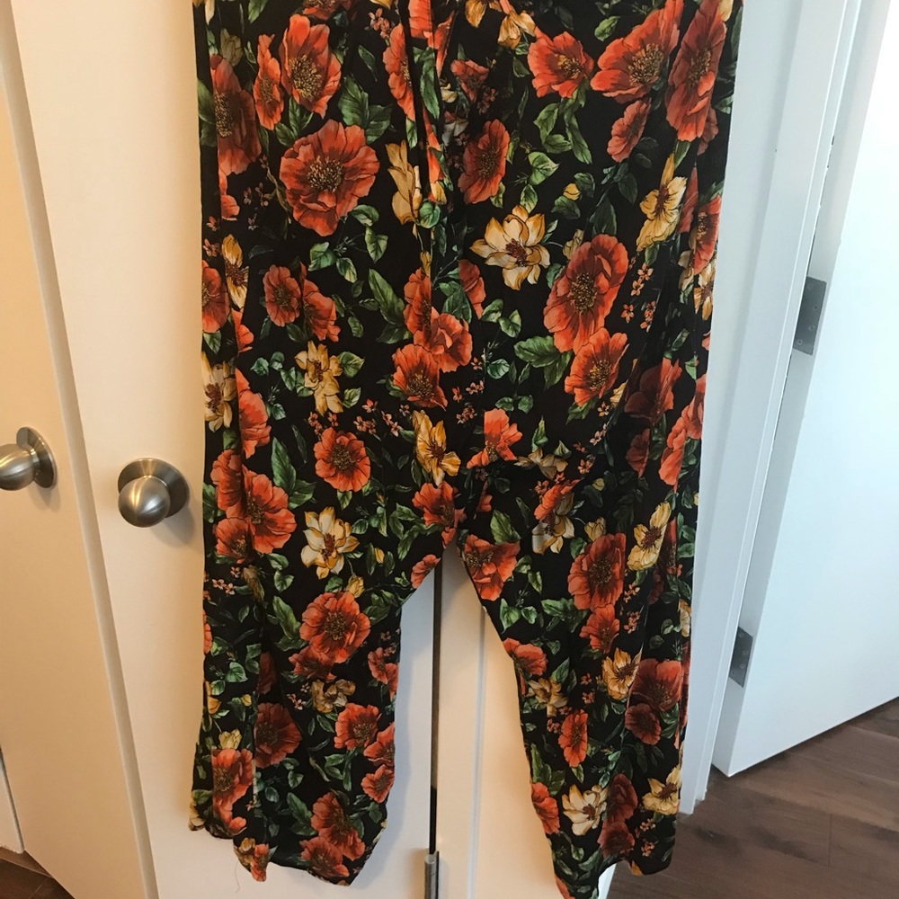 Forever 21 plus floral pants